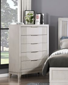 Antique White Finish 1pc Chest with 5x Drawers Modern Bedroom Furniture, Reeded Fronts